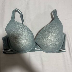 Cacique Lace Underwire Bra in Soft Gray/blue